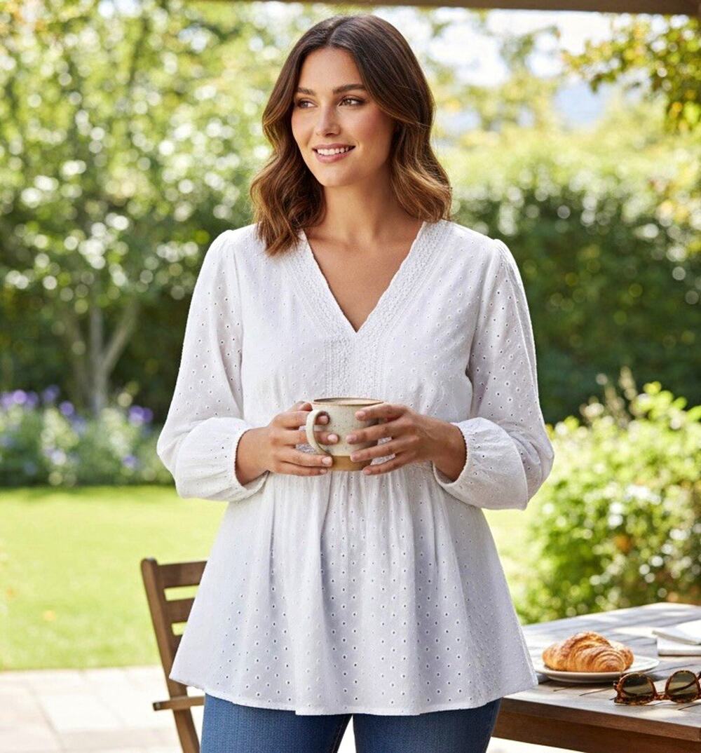 Torrid White Eyelet Lace Babydoll Peplum Blouse Top Size 3 Plus Tunic
